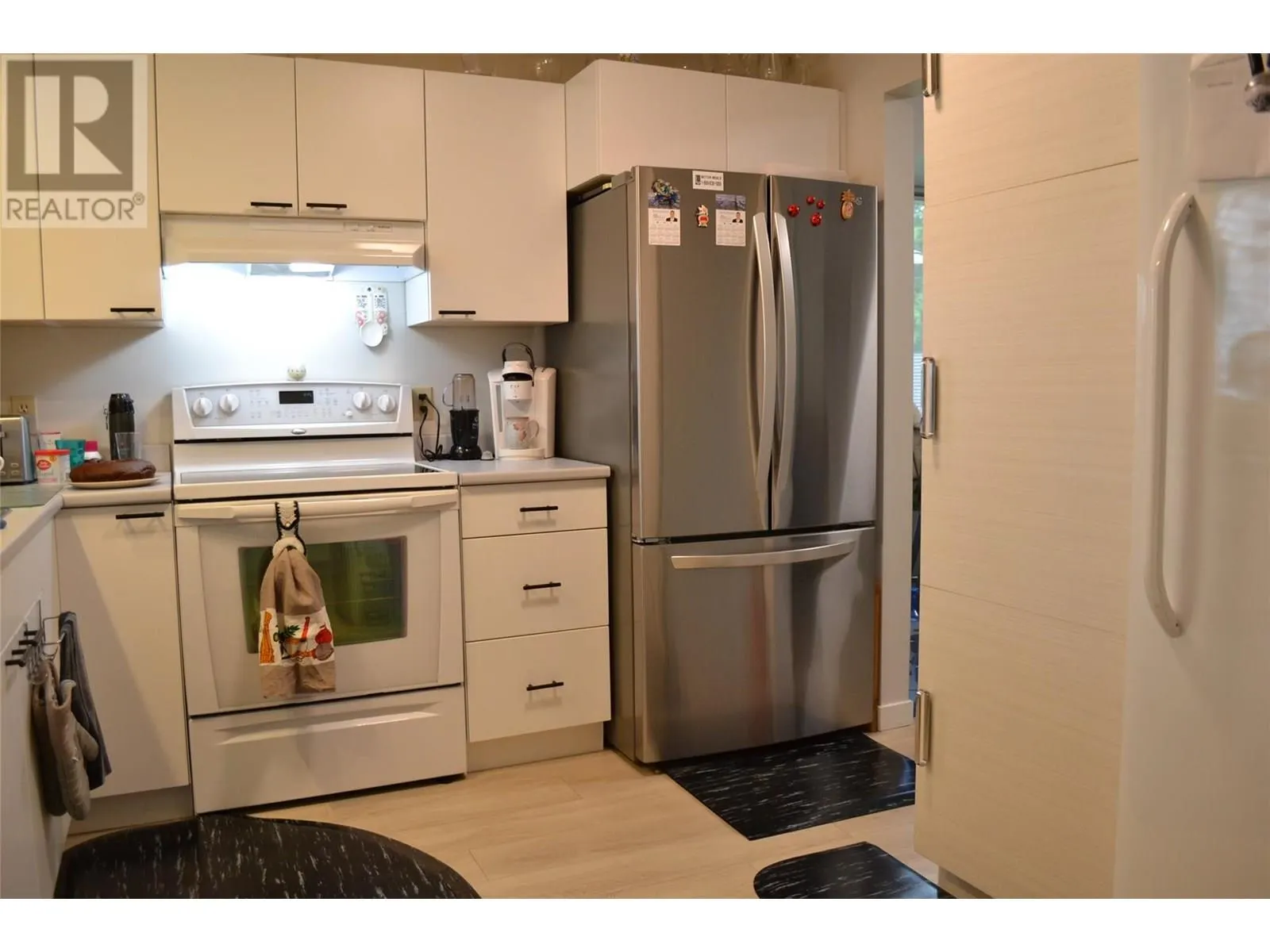 3900 27 Avenue Unit# 15