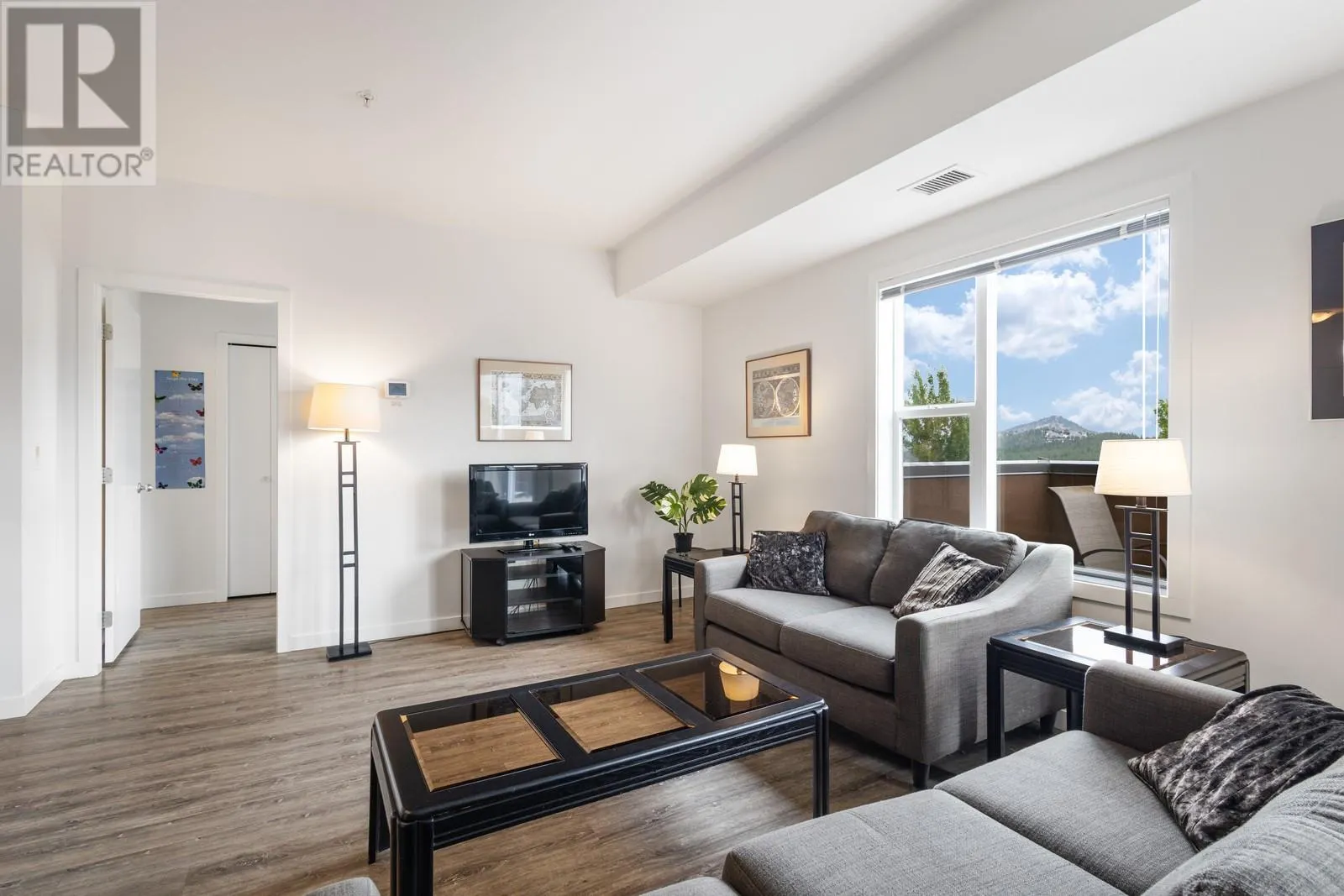935 Academy Way Unit# 207