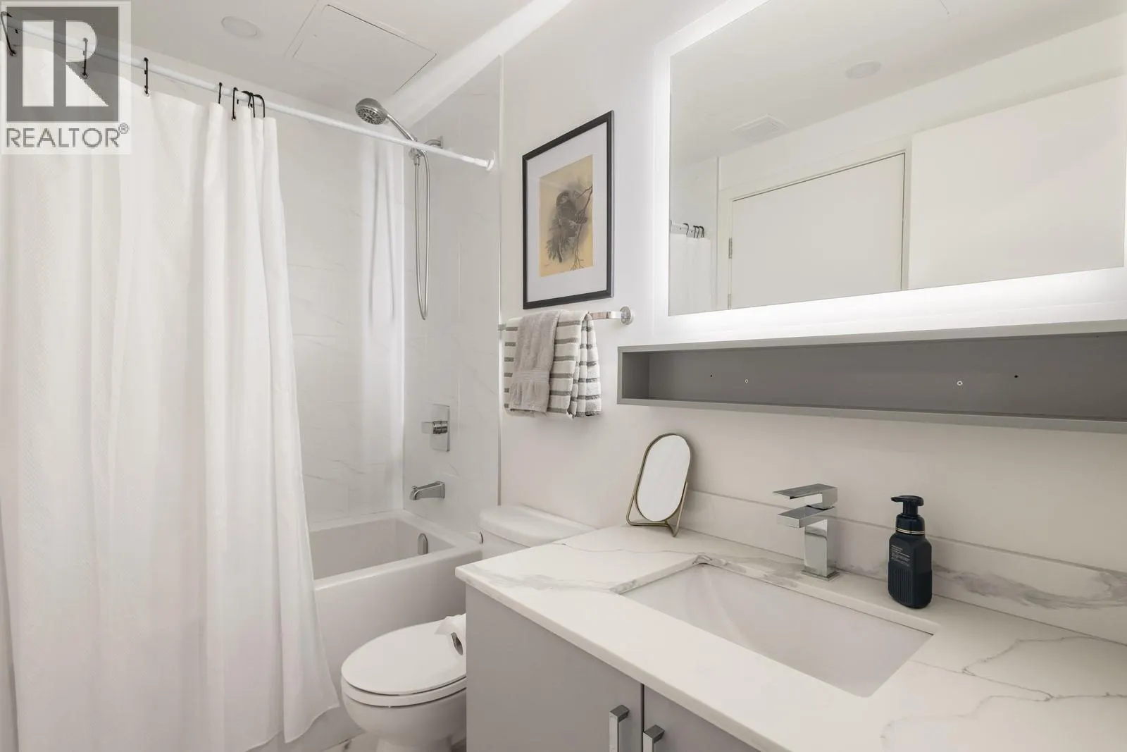 880 Saucier Avenue Unit# 108