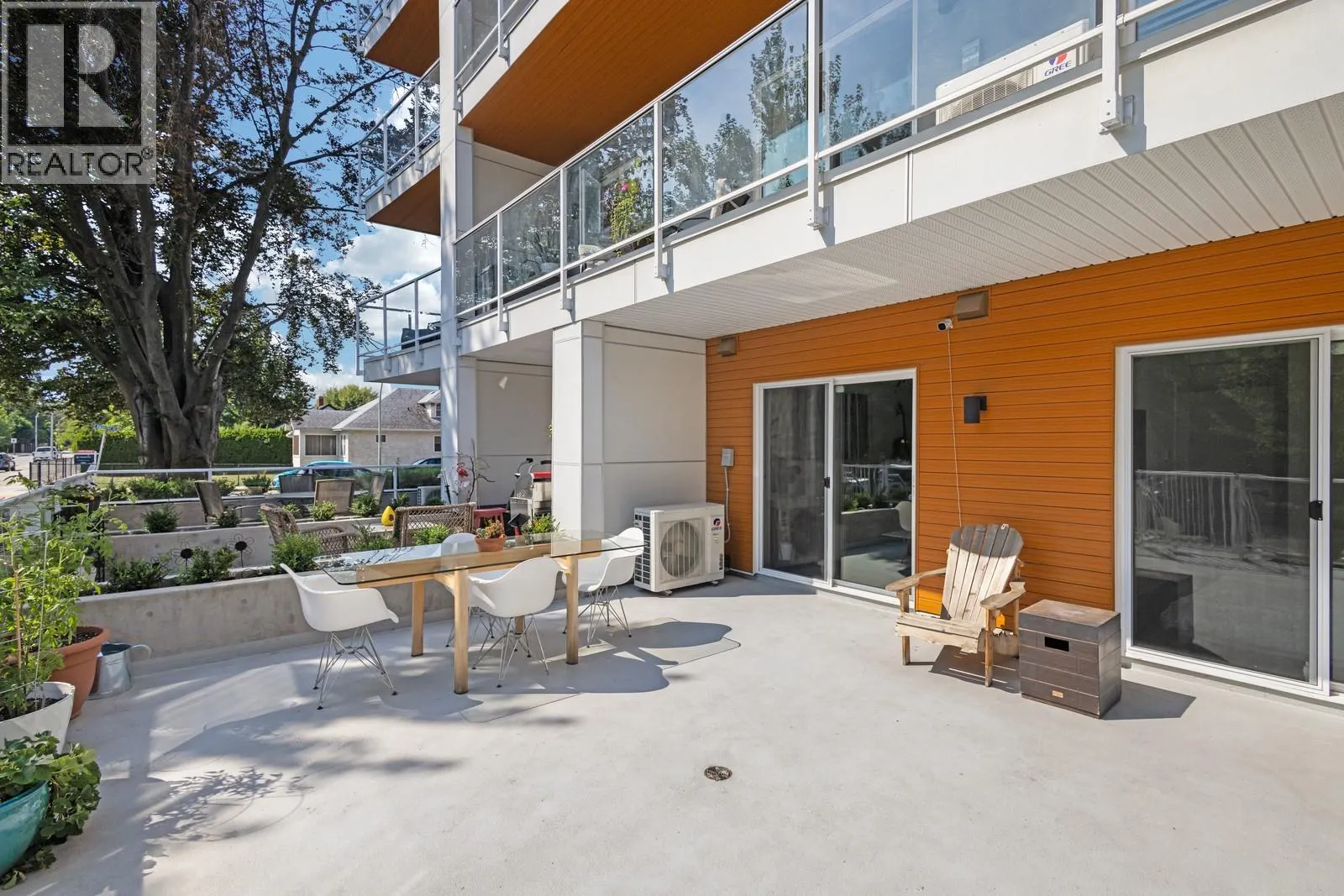 880 Saucier Avenue Unit# 108