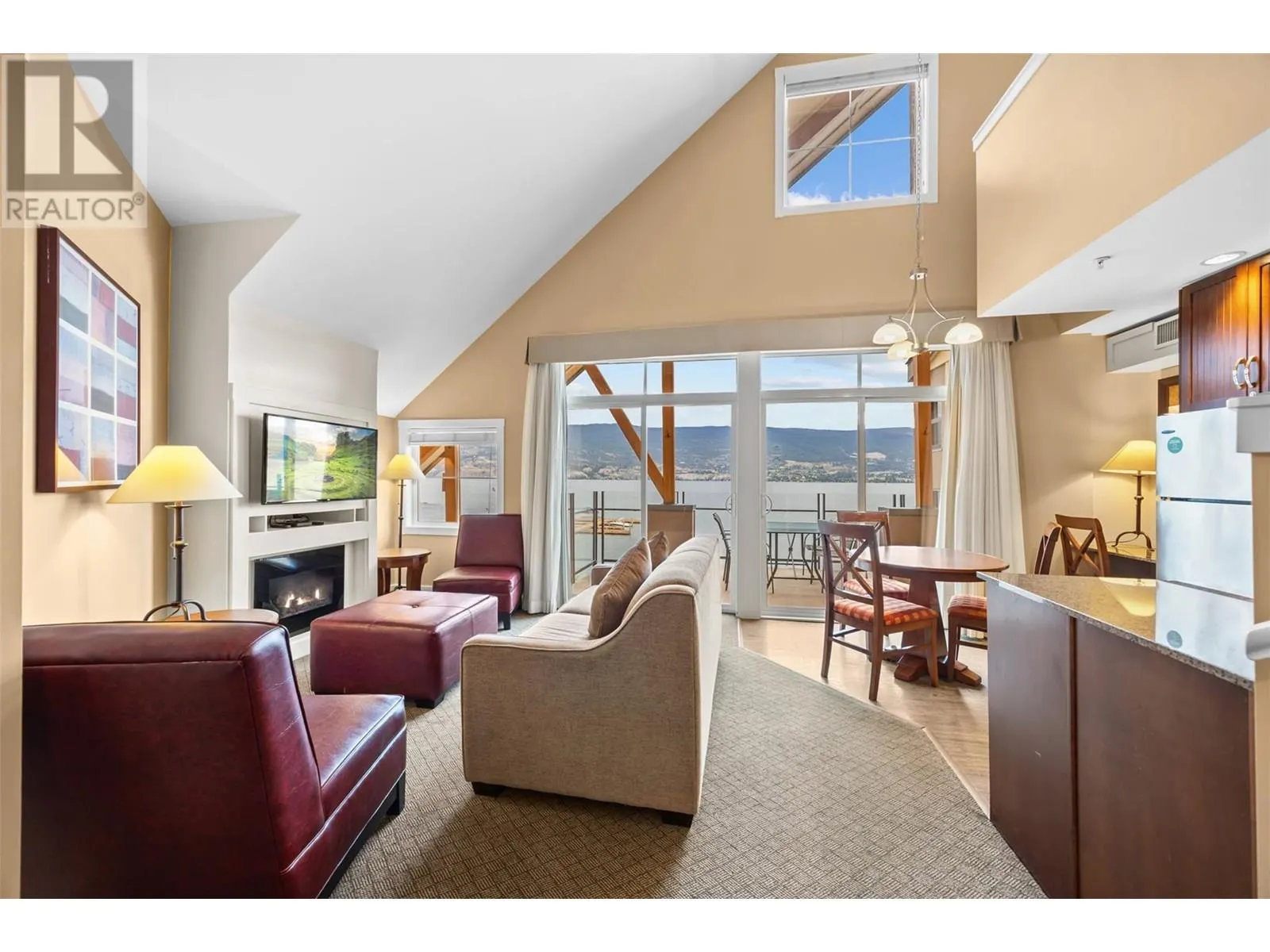12811 Lakeshore Drive S Unit# 633/634