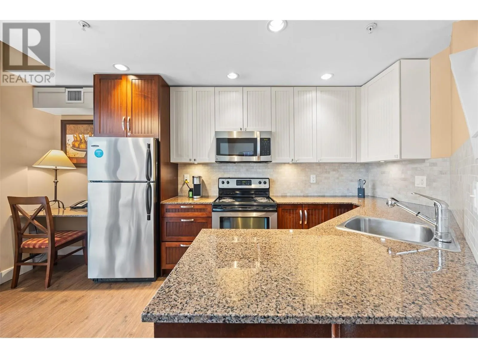 12811 Lakeshore Drive S Unit# 633/634