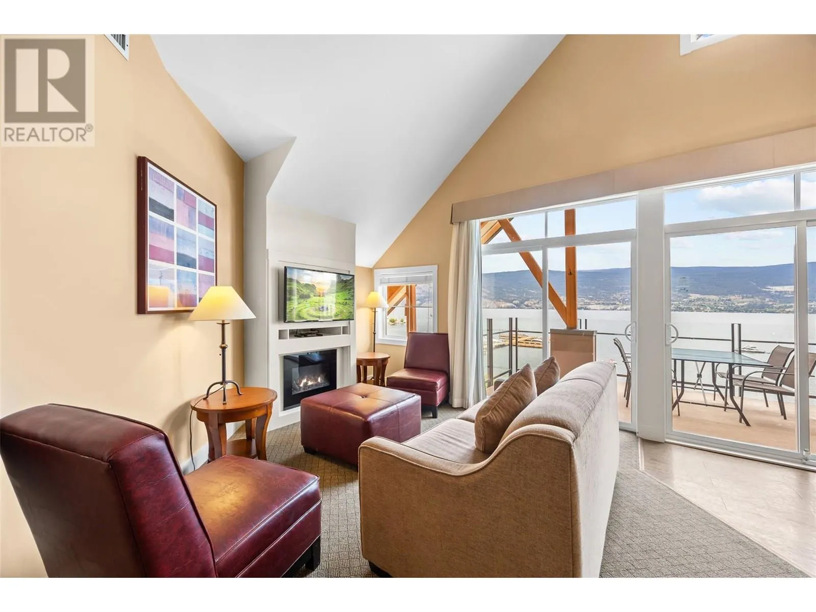 12811 Lakeshore Drive S Unit# 633/634