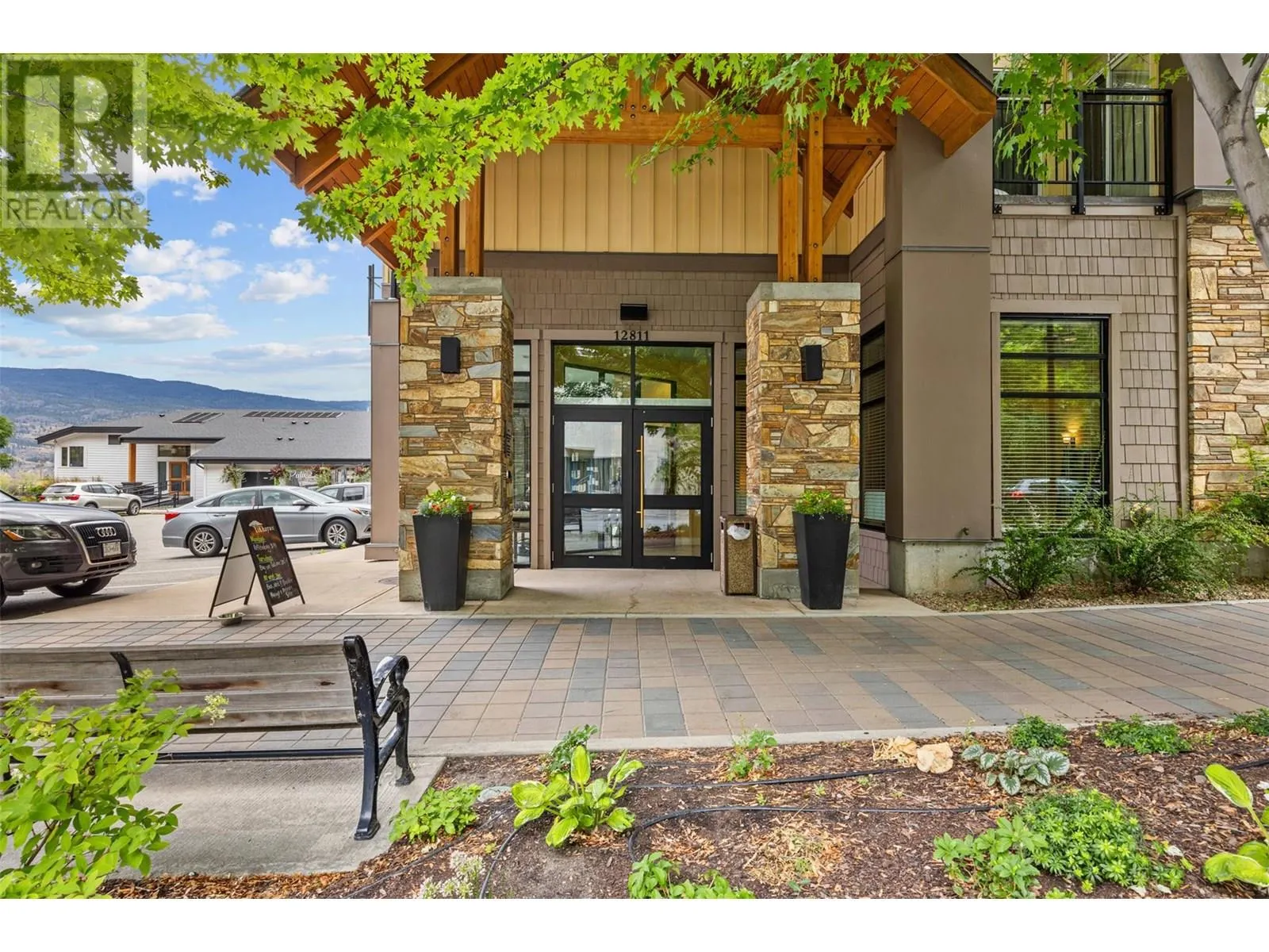 12811 Lakeshore Drive S Unit# 633/634