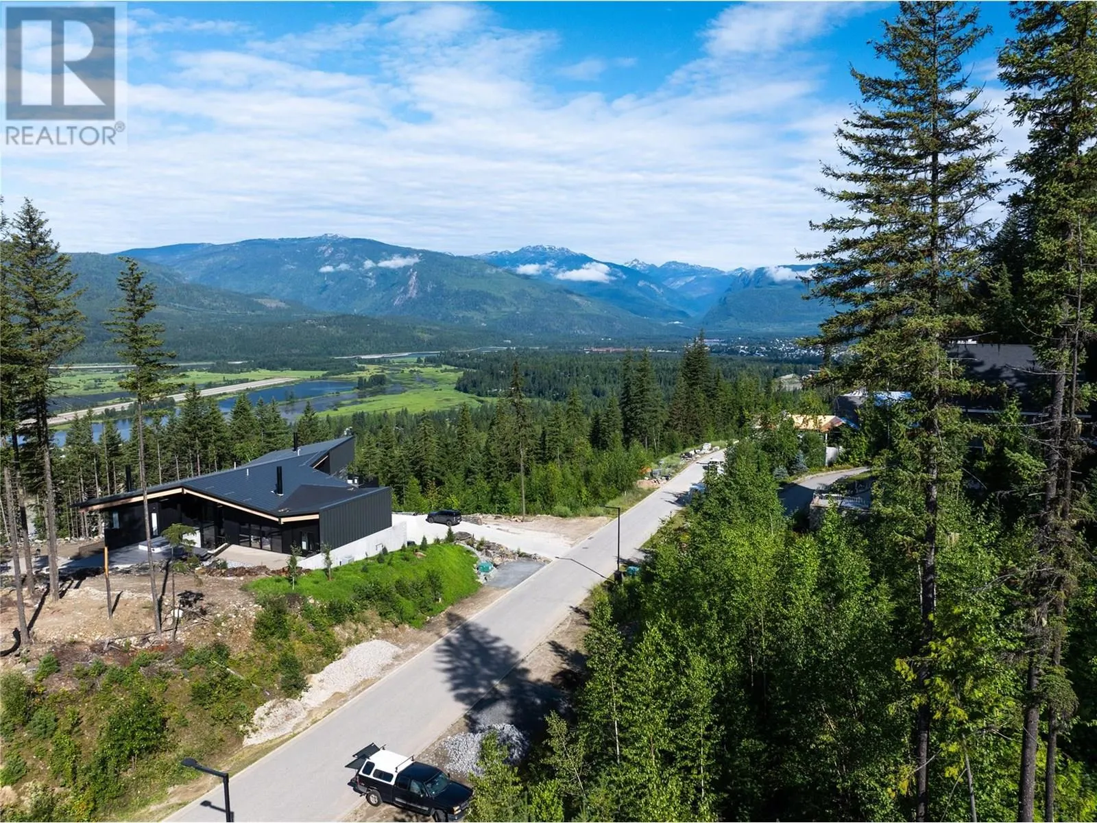 2465 Monashee Court Unit# 14