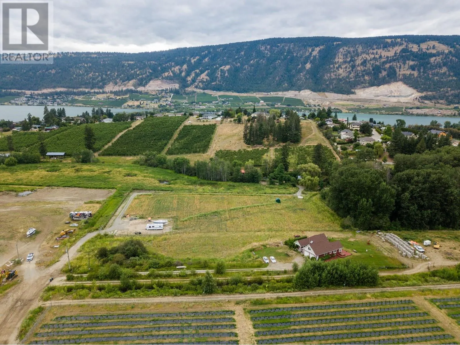 District Lot 4935 + 4938 Sawmill Road