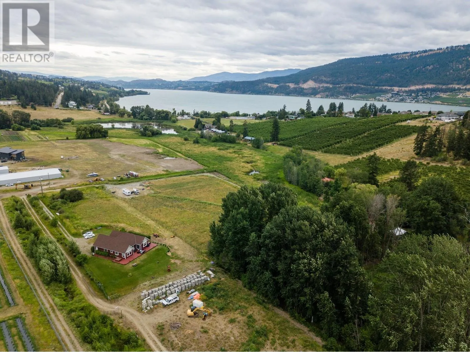 District Lot 4935 + 4938 Sawmill Road