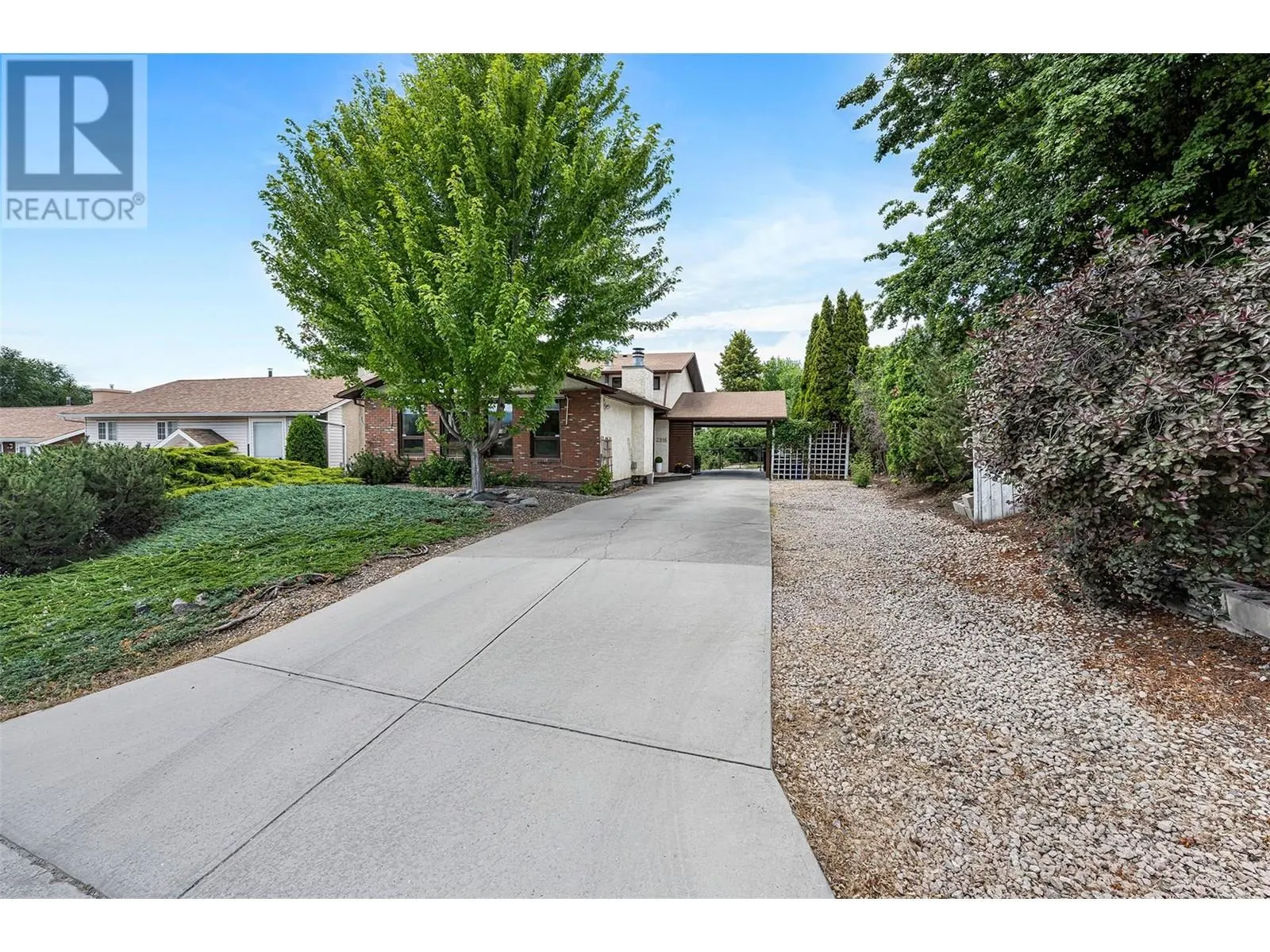 2916 Allenby Way