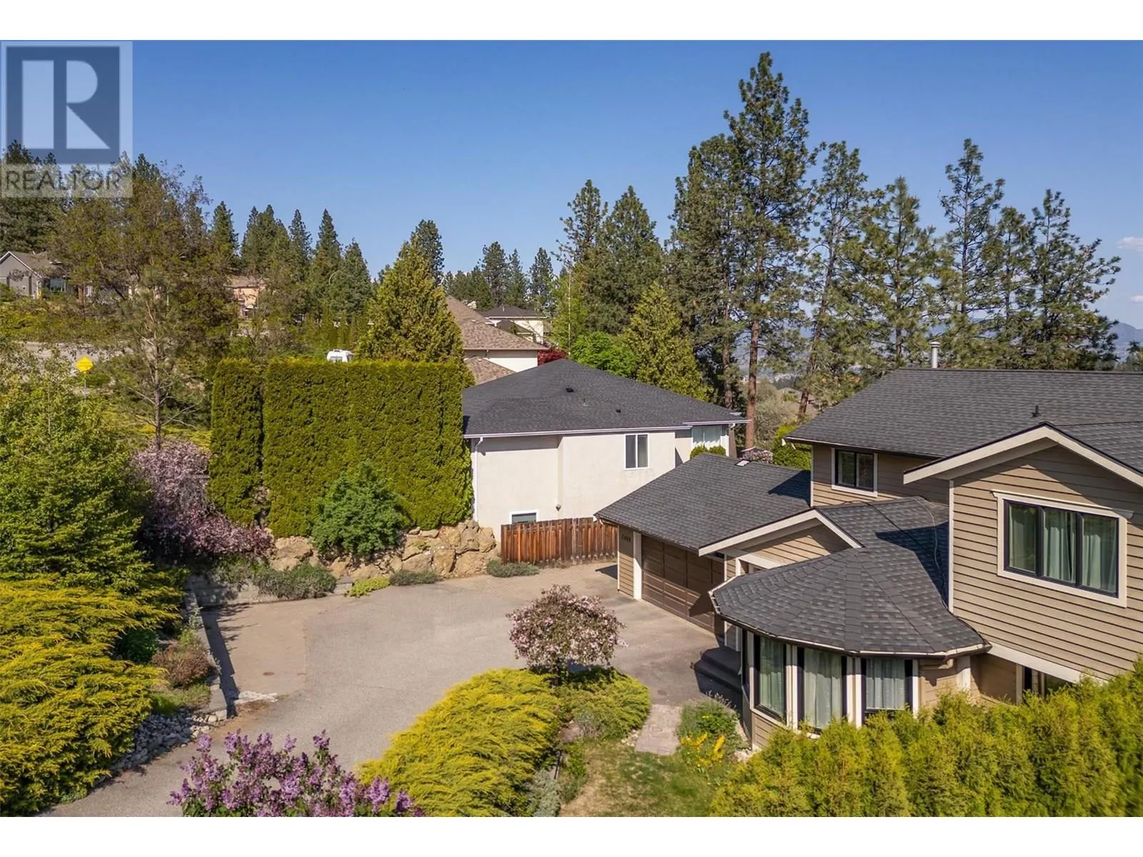 2069 Horizon Drive