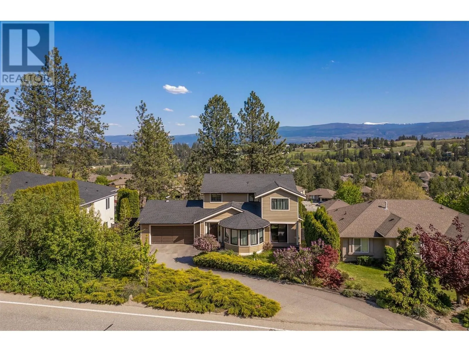 2069 Horizon Drive