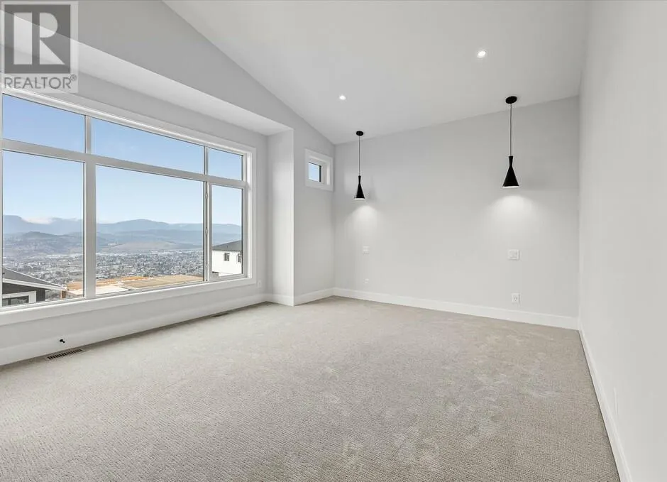1221 Lone Pine Drive