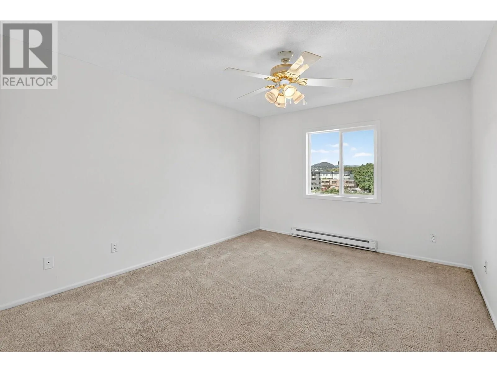 1249 Pacific Avenue Unit# 302