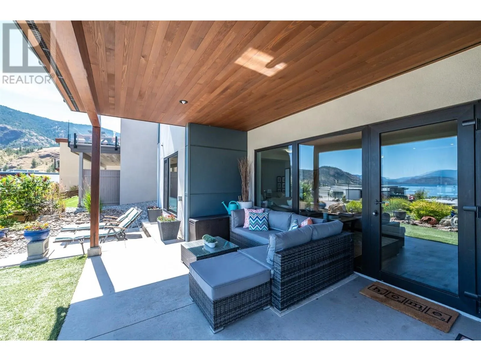 123 View Road