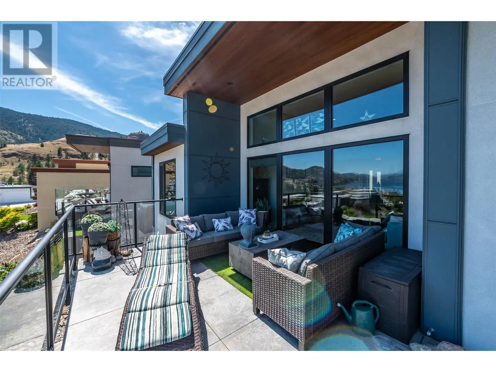 123 View Road