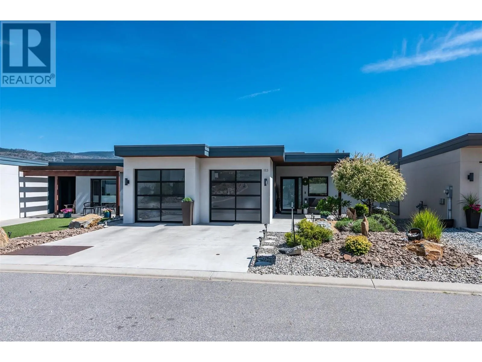 123 View Road