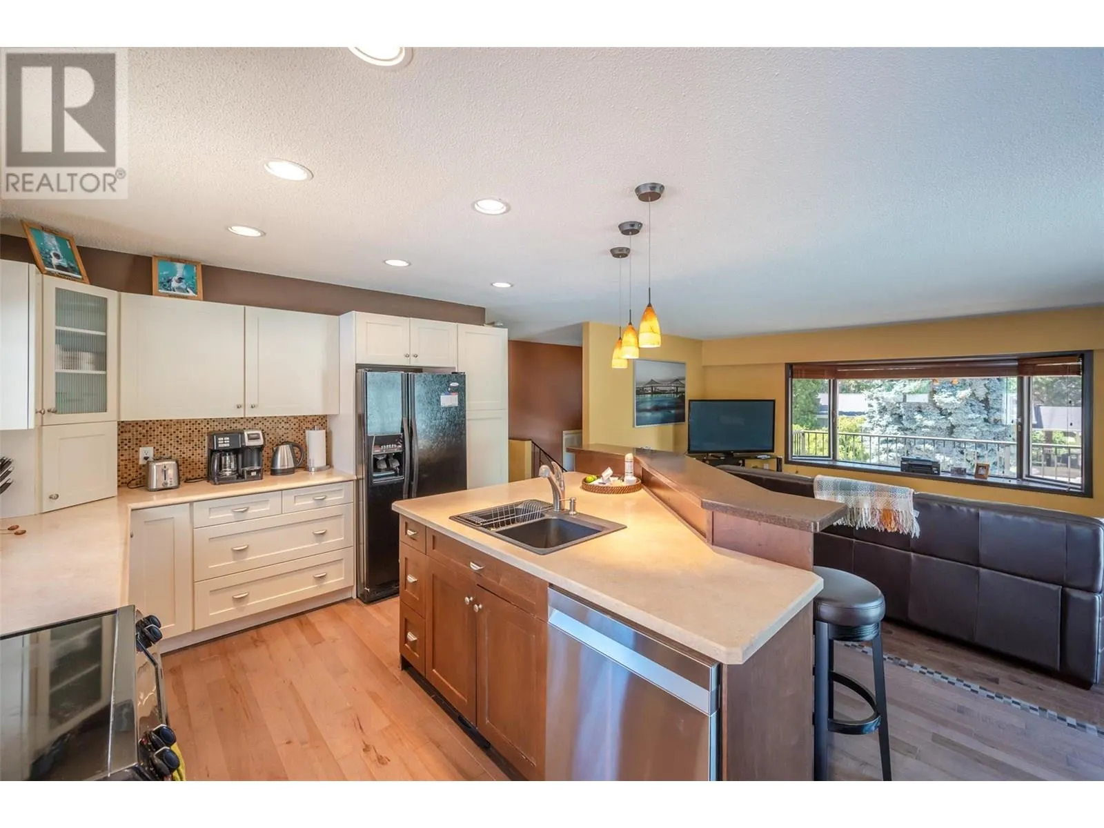 186 Dunant Crescent