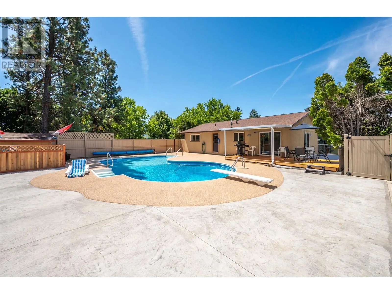 186 Dunant Crescent