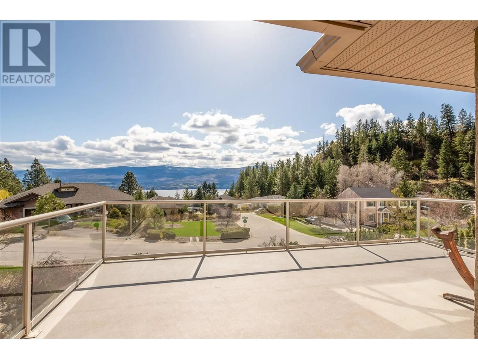 3065 Lakeview Cove Road