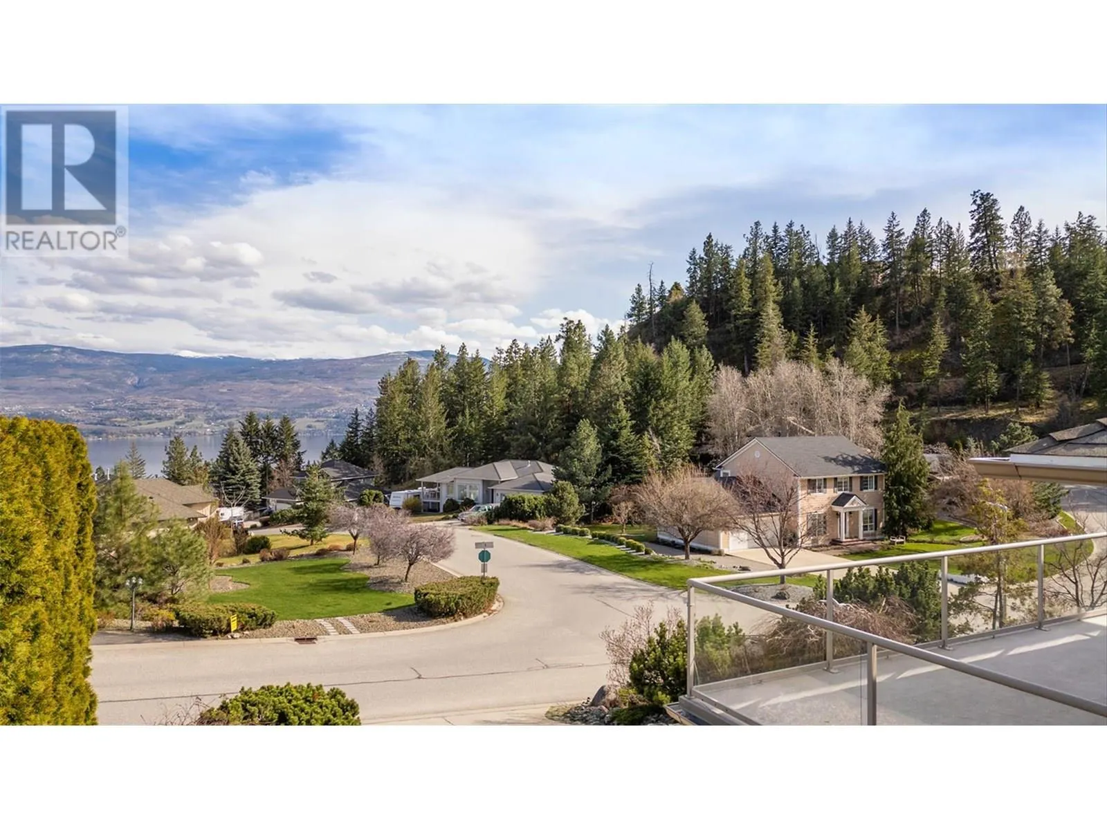 3065 Lakeview Cove Road