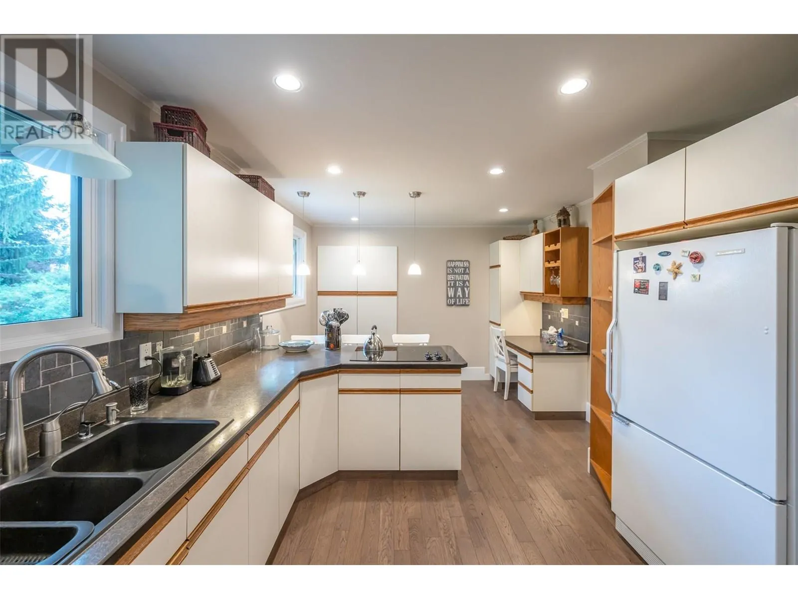 122 Kendall Crescent