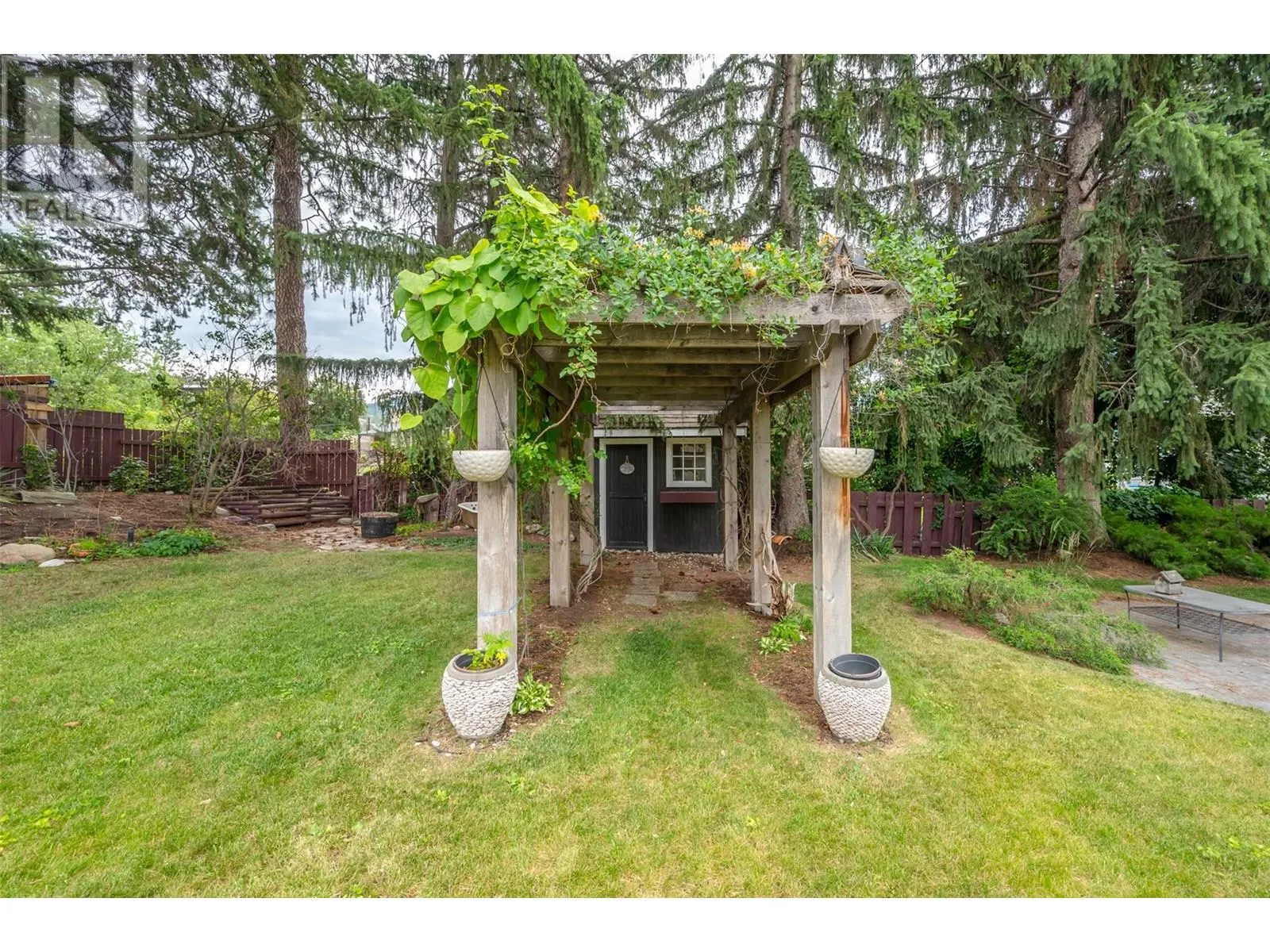 122 Kendall Crescent