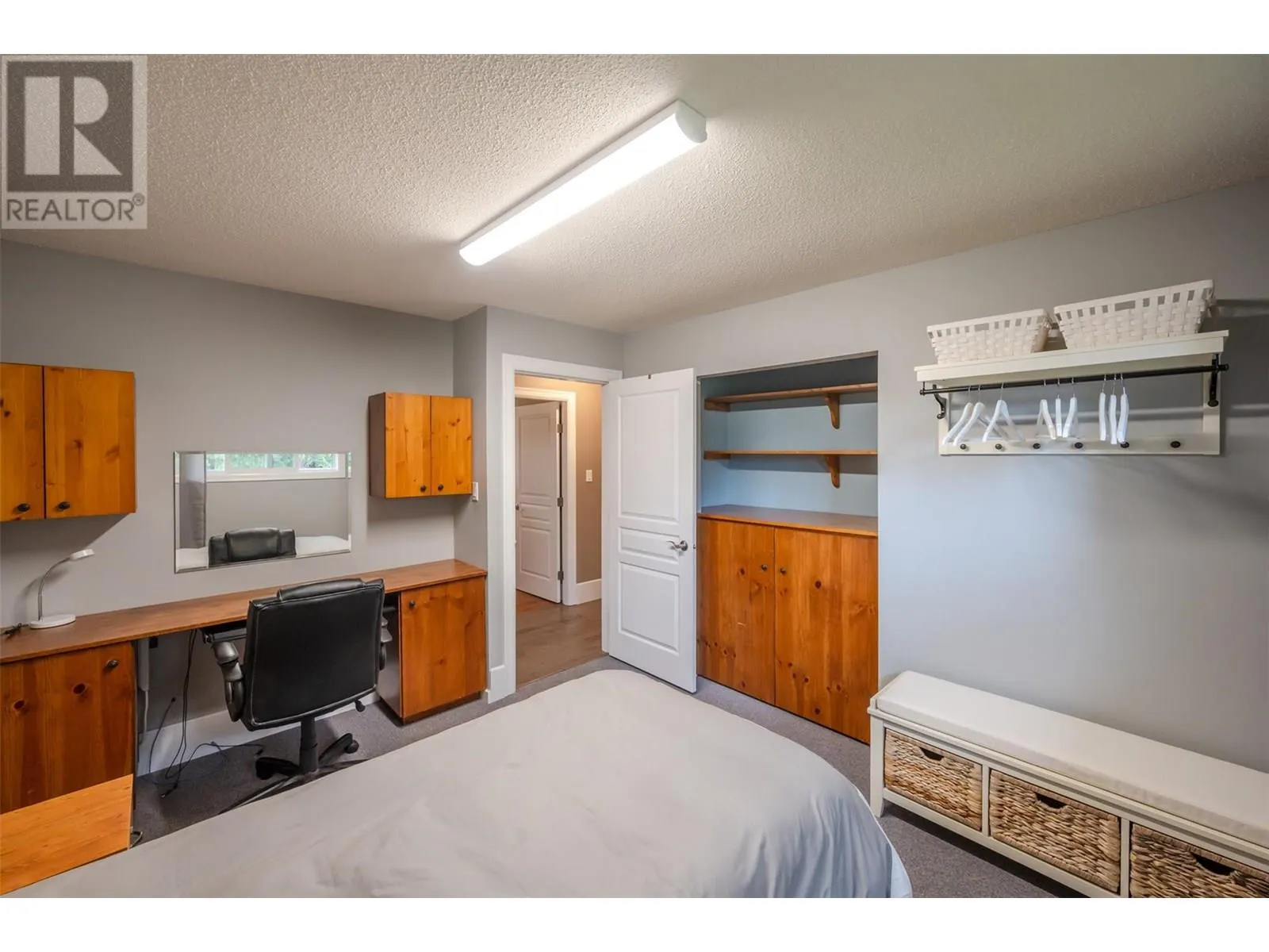 122 Kendall Crescent