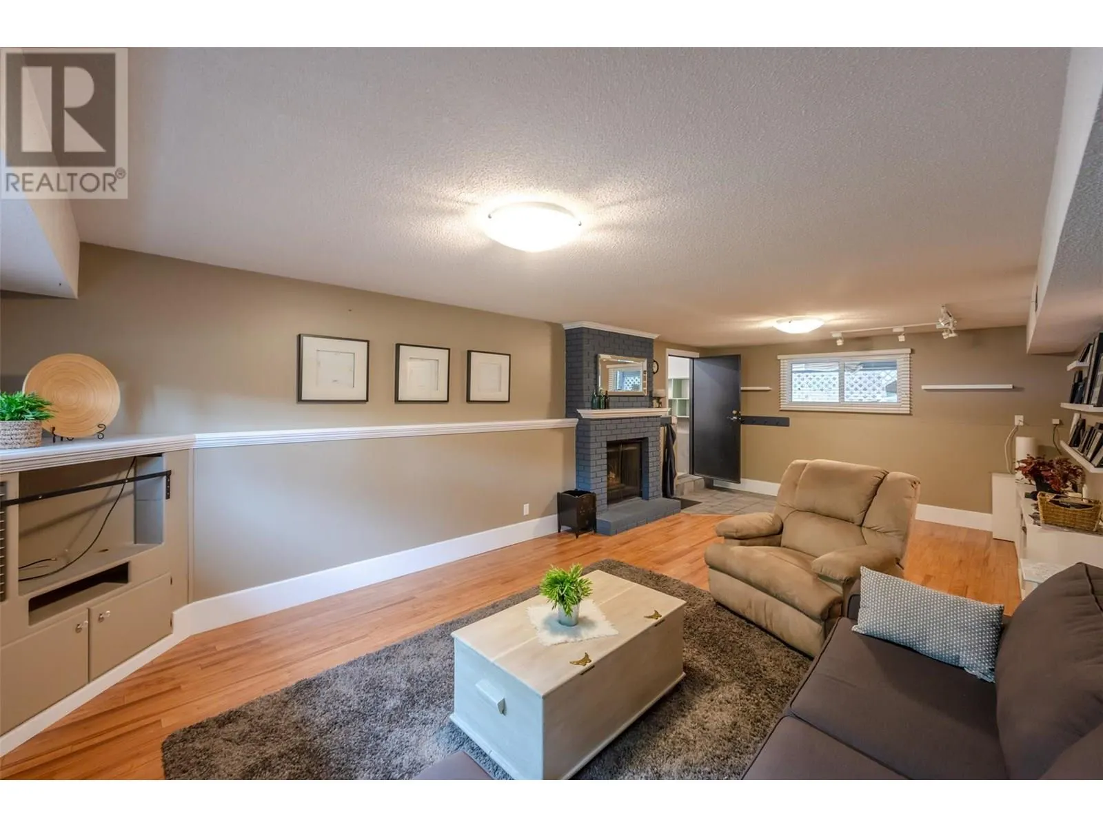 122 Kendall Crescent