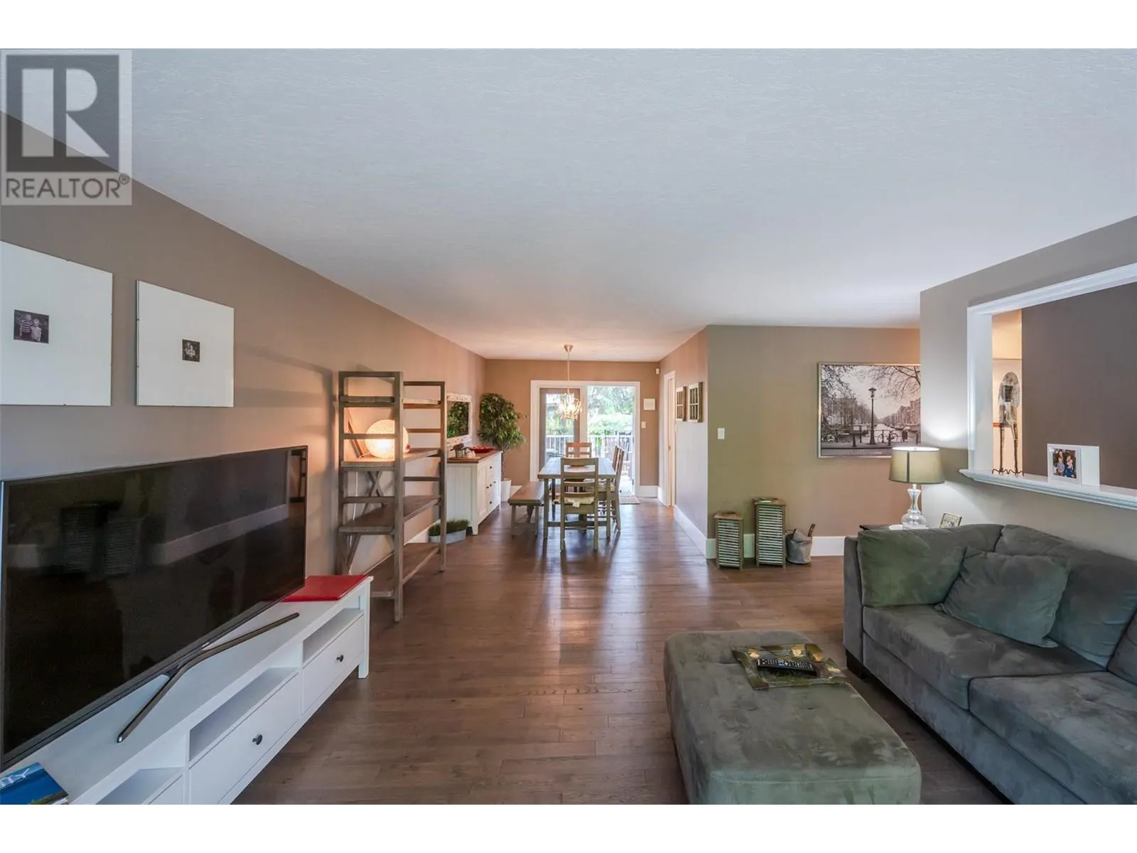 122 Kendall Crescent