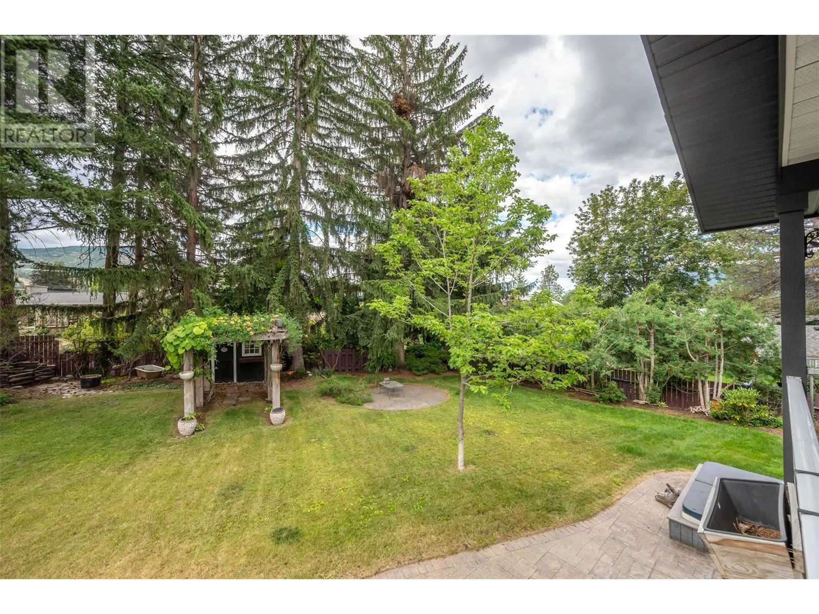 122 Kendall Crescent