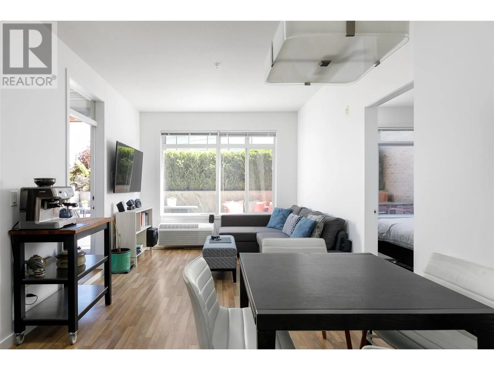 1550 Dickson Avenue Unit# 110