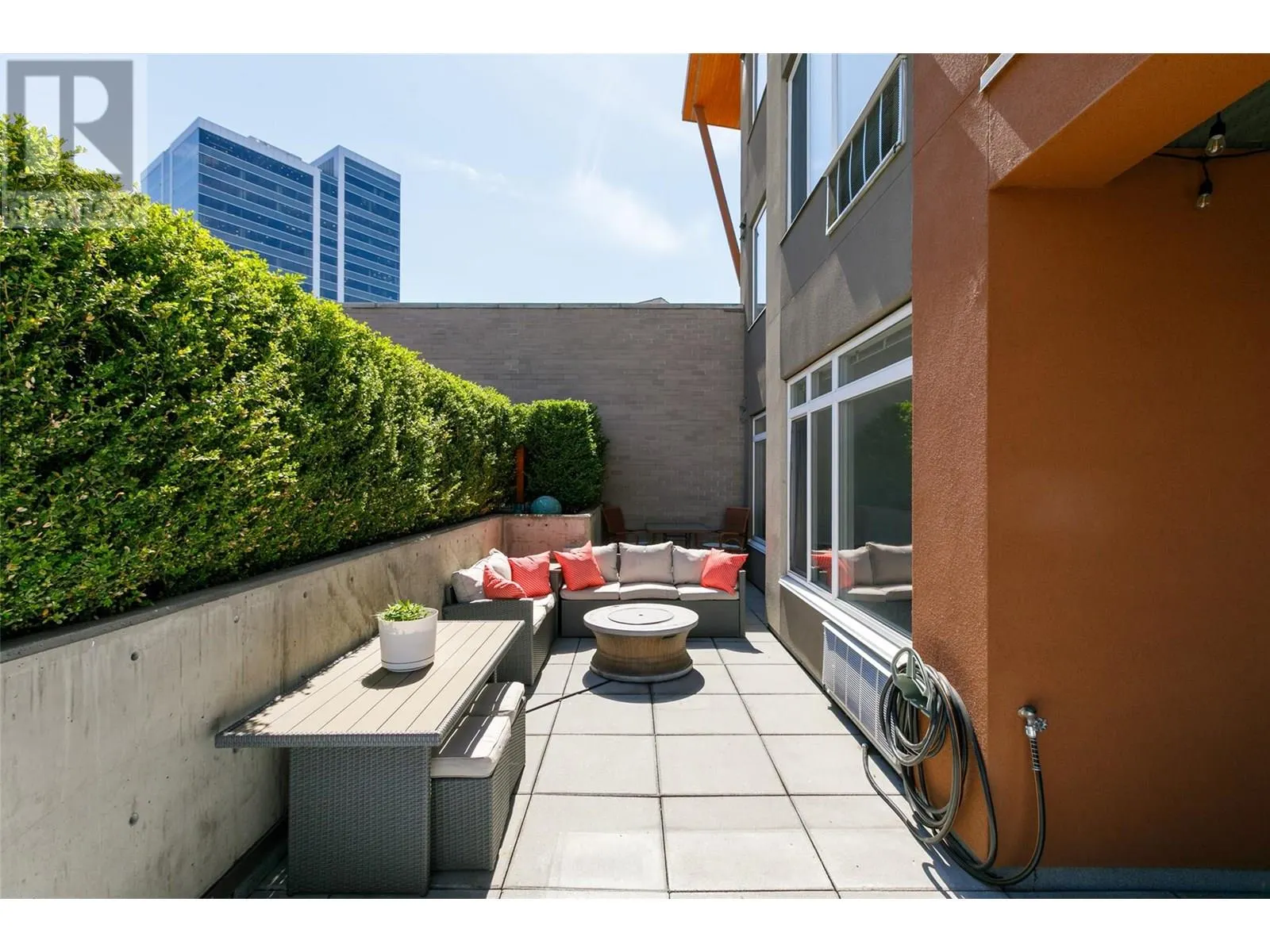1550 Dickson Avenue Unit# 110
