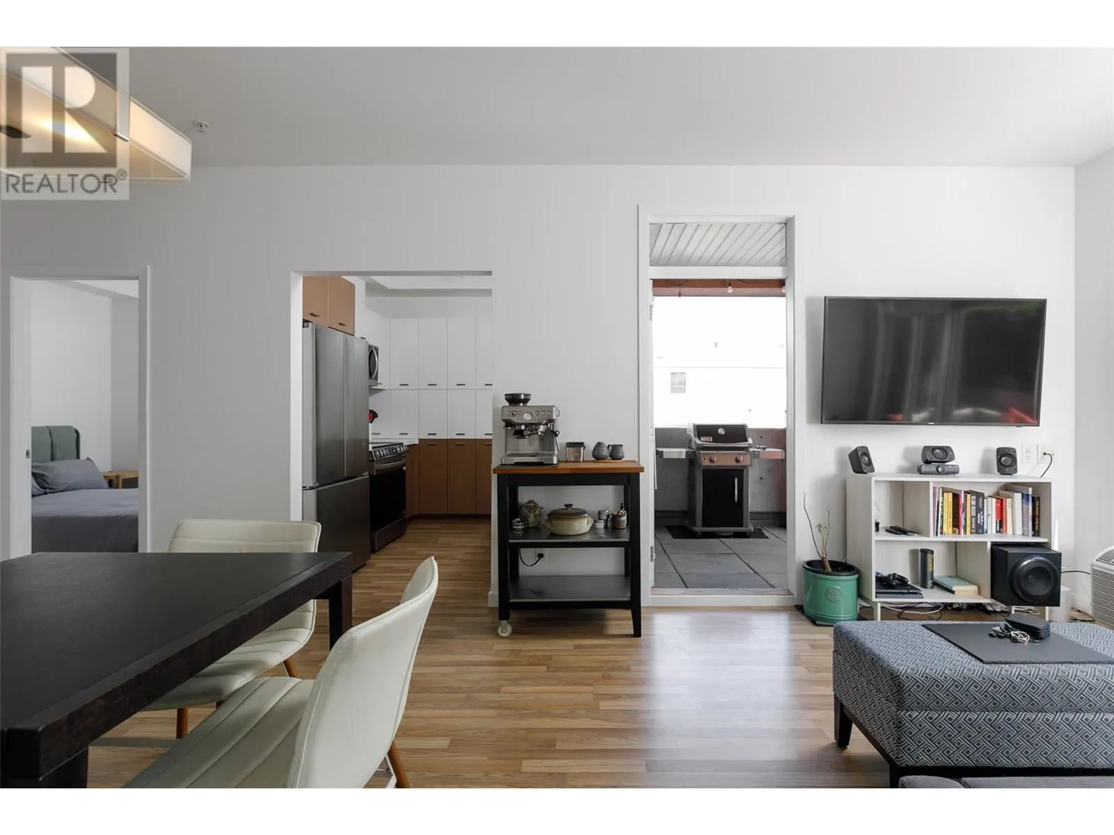 1550 Dickson Avenue Unit# 110