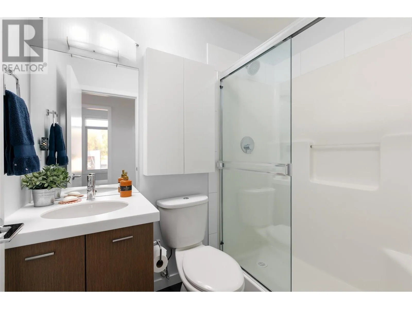 1550 Dickson Avenue Unit# 110