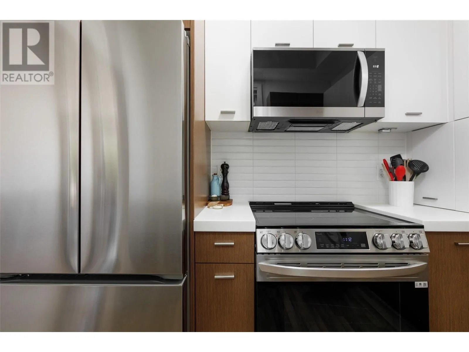 1550 Dickson Avenue Unit# 110
