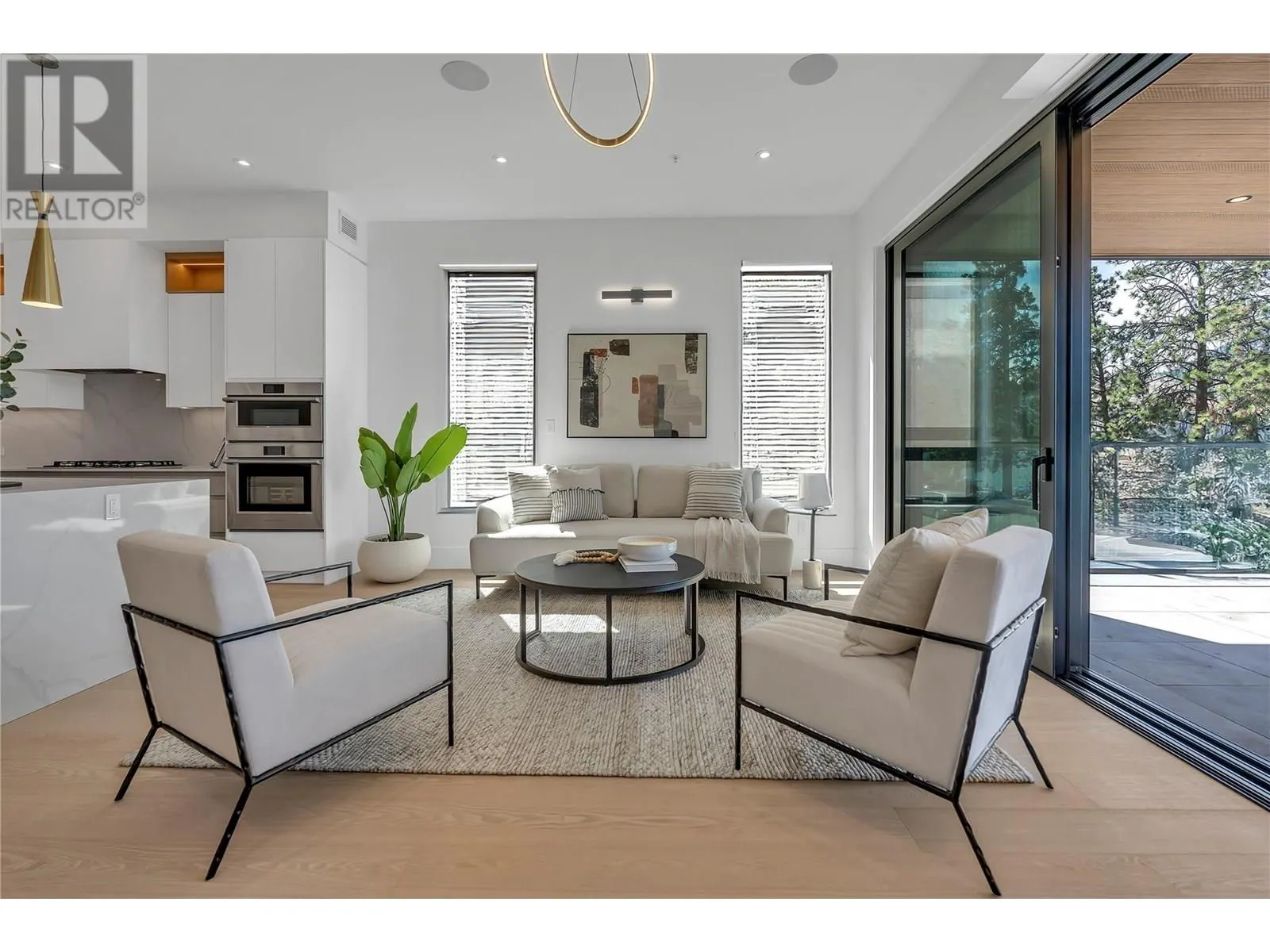 602 Lakeshore Drive Unit# 102
