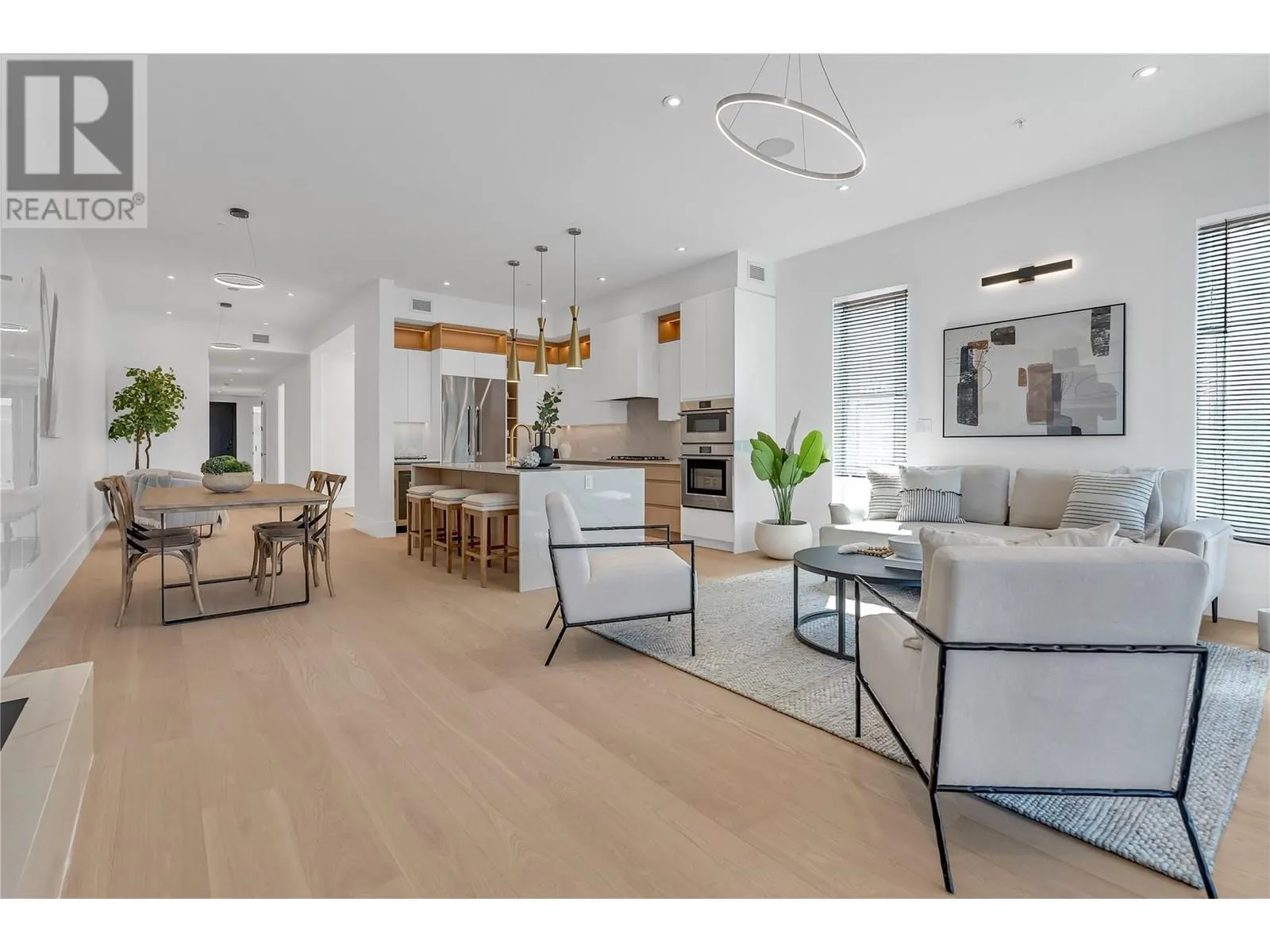 602 Lakeshore Drive Unit# 102