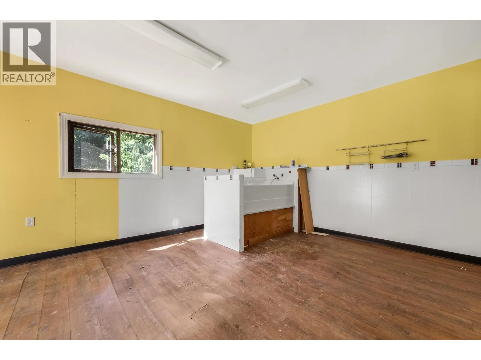 855 Salmon River Road