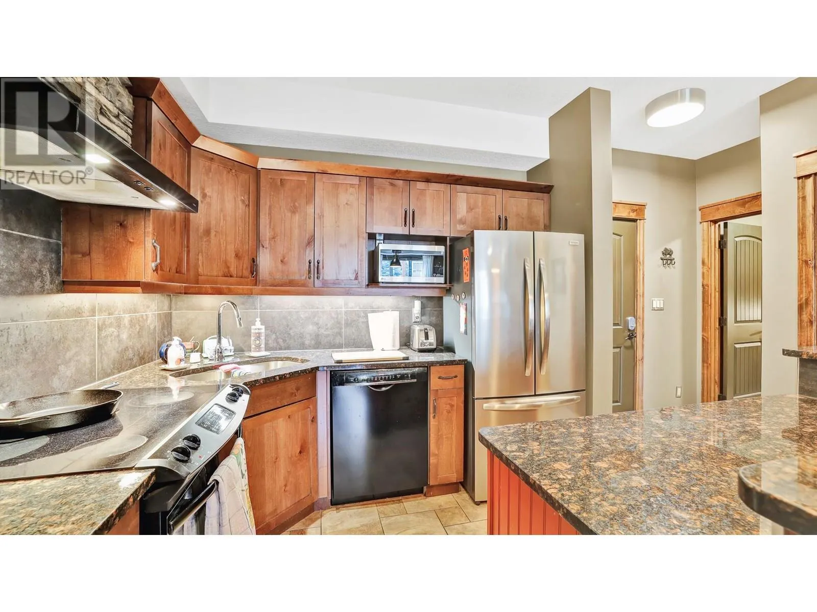 7495 COLUMBIA Avenue Unit# 2111