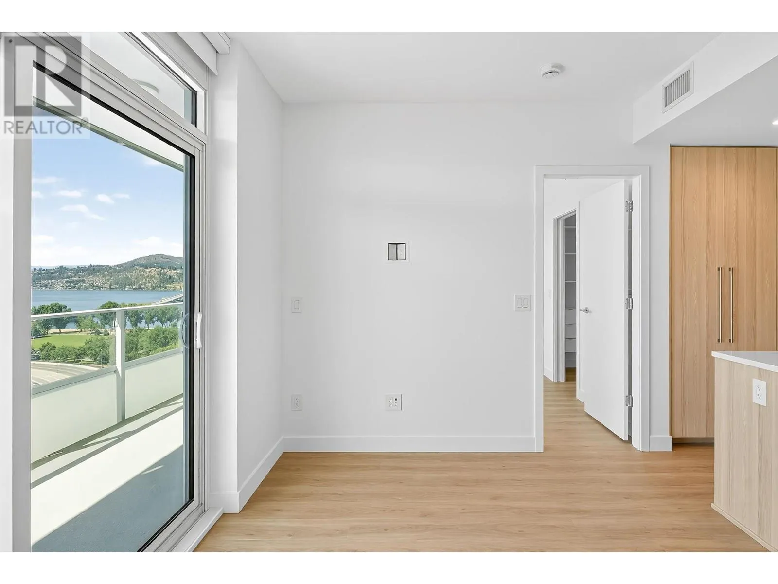 238 Leon Avenue Unit# 1505
