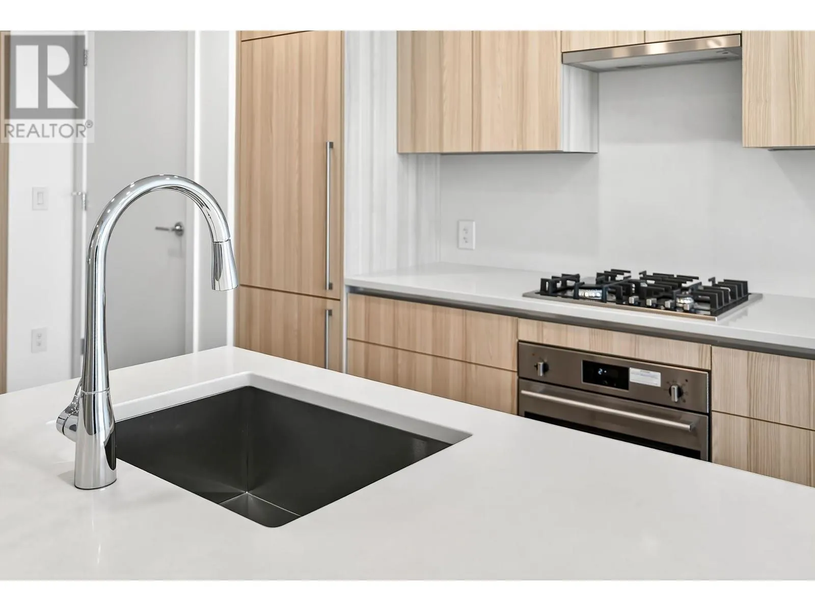 238 Leon Avenue Unit# 1505