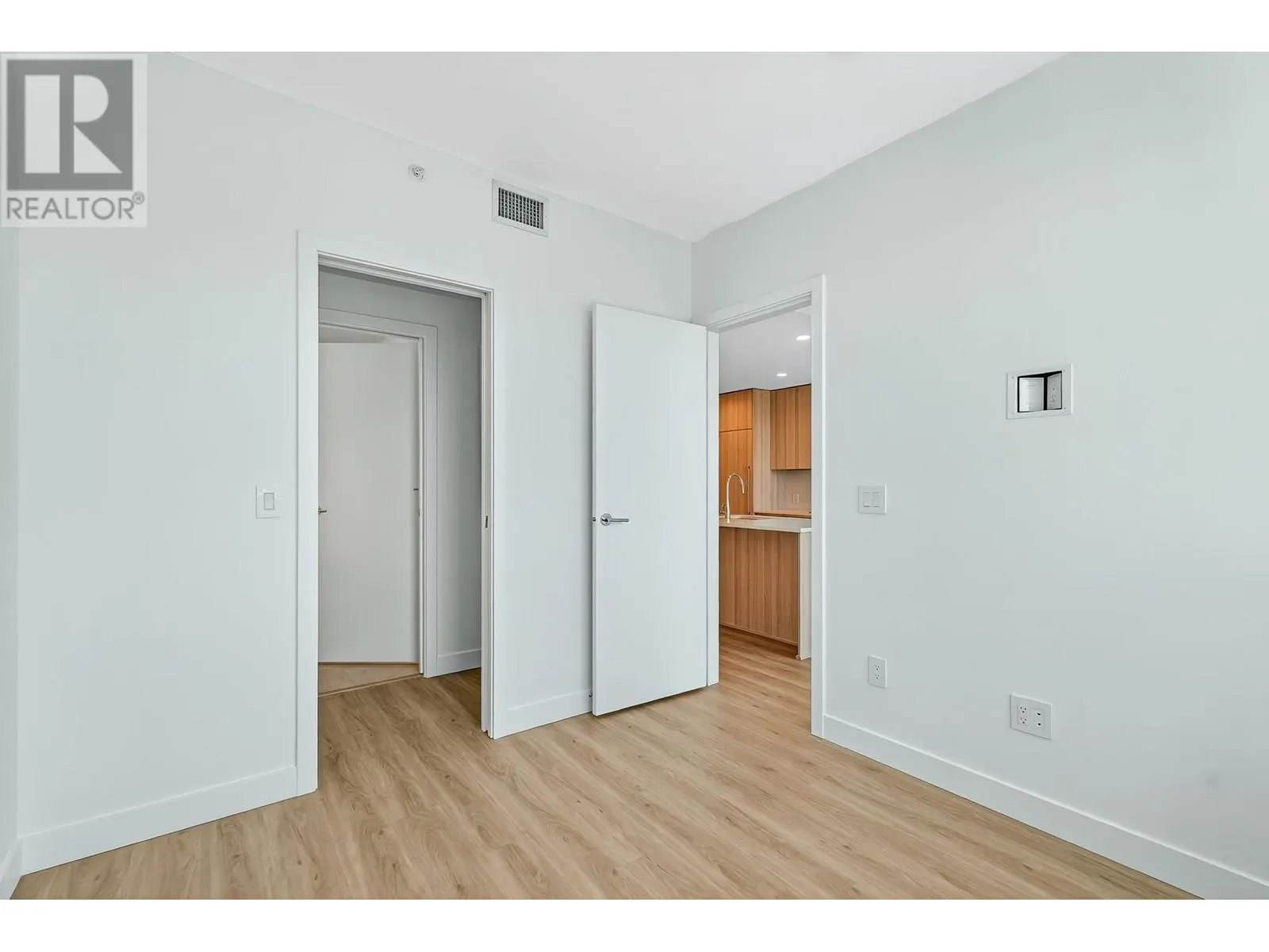 238 Leon Avenue Unit# 1505