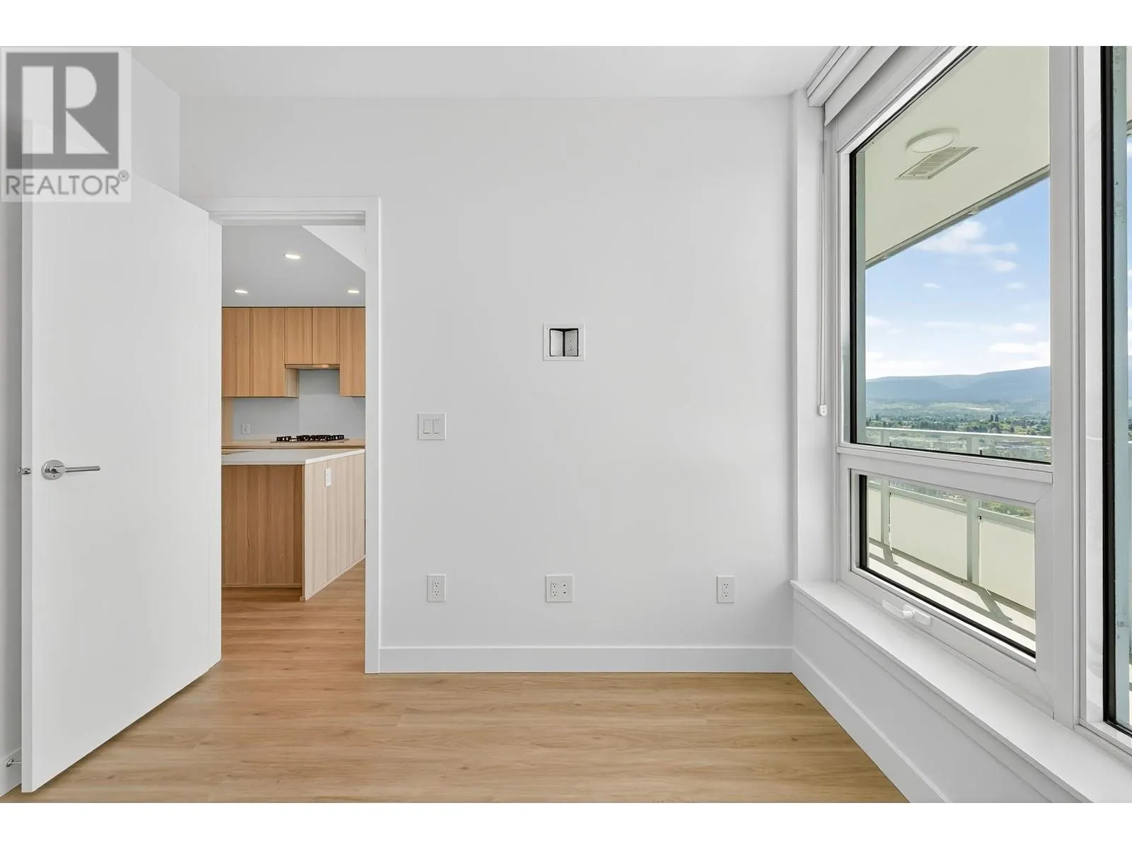 238 Leon Avenue Unit# 1505