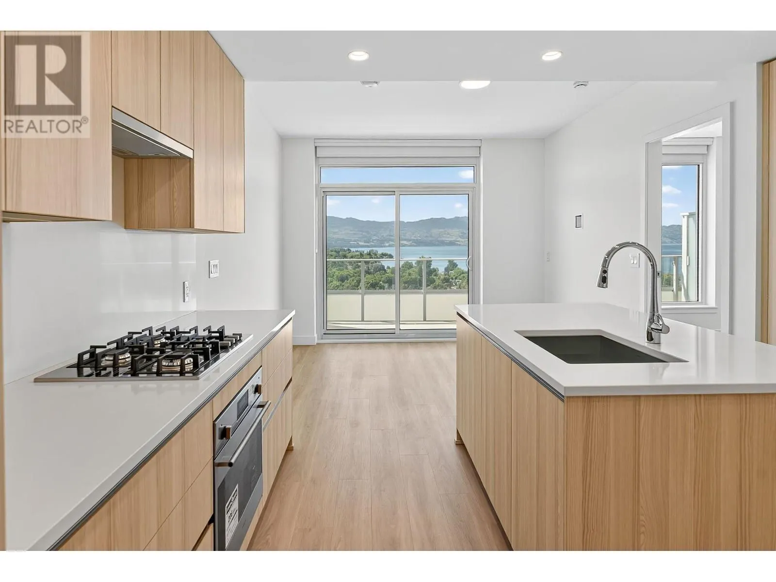 238 Leon Avenue Unit# 1505
