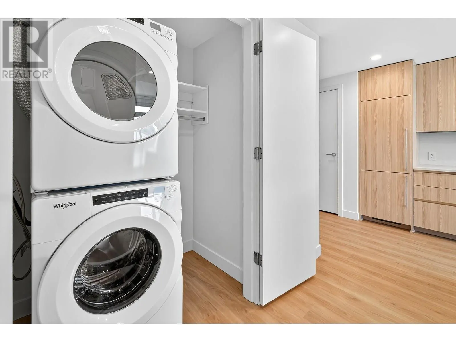 238 Leon Avenue Unit# 1505