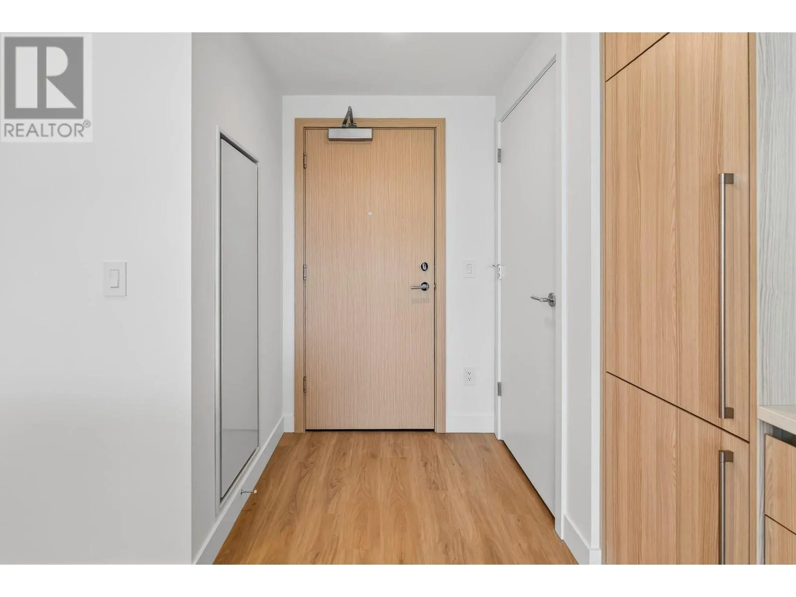 238 Leon Avenue Unit# 1505