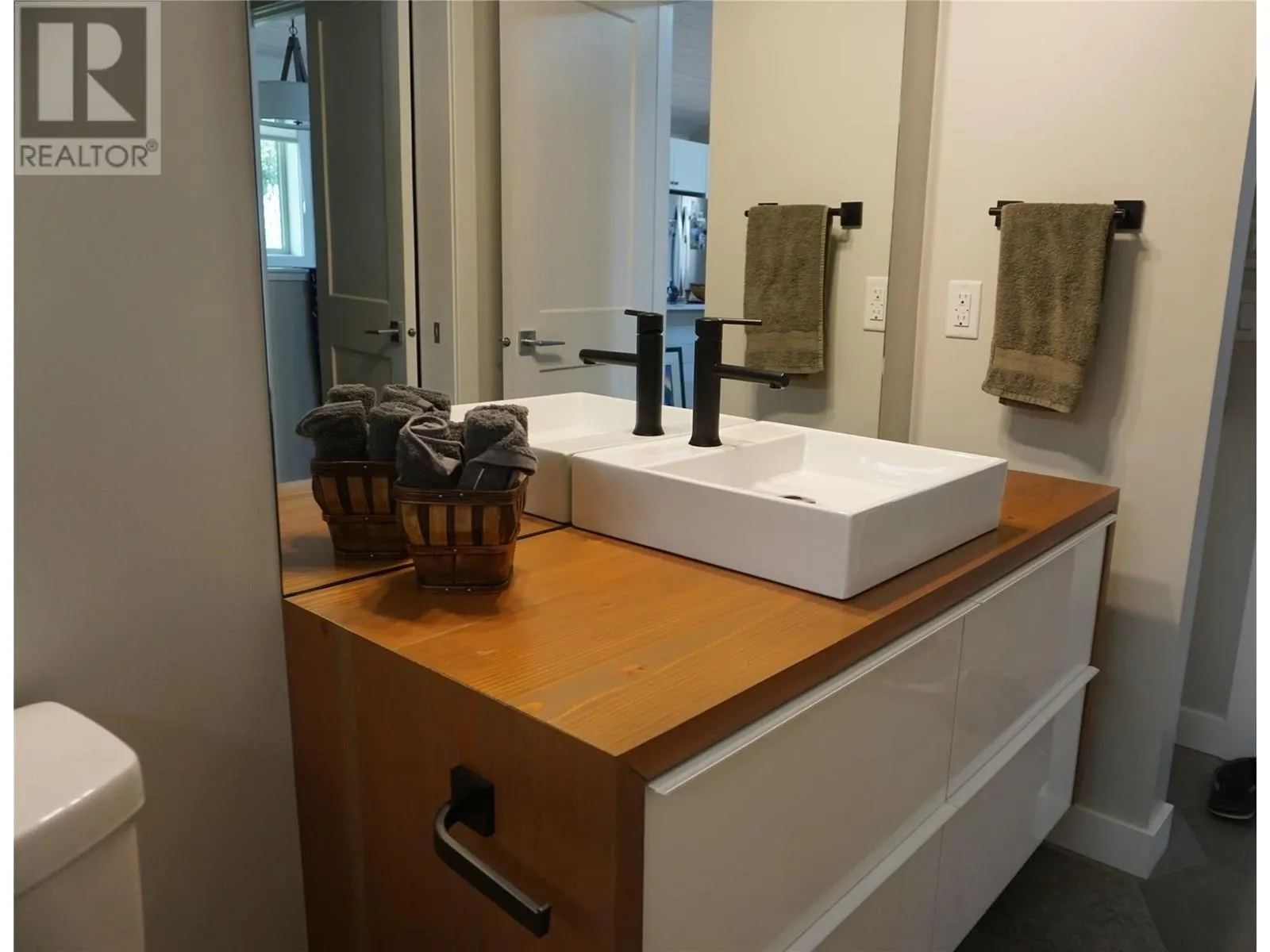 4926 Timber Ridge Road Unit# 11