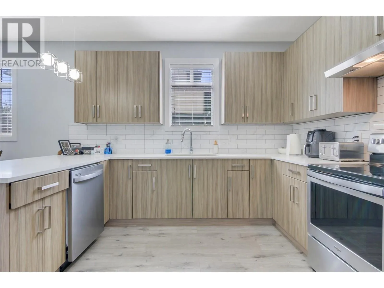 825 Cadder Avenue Unit# 3