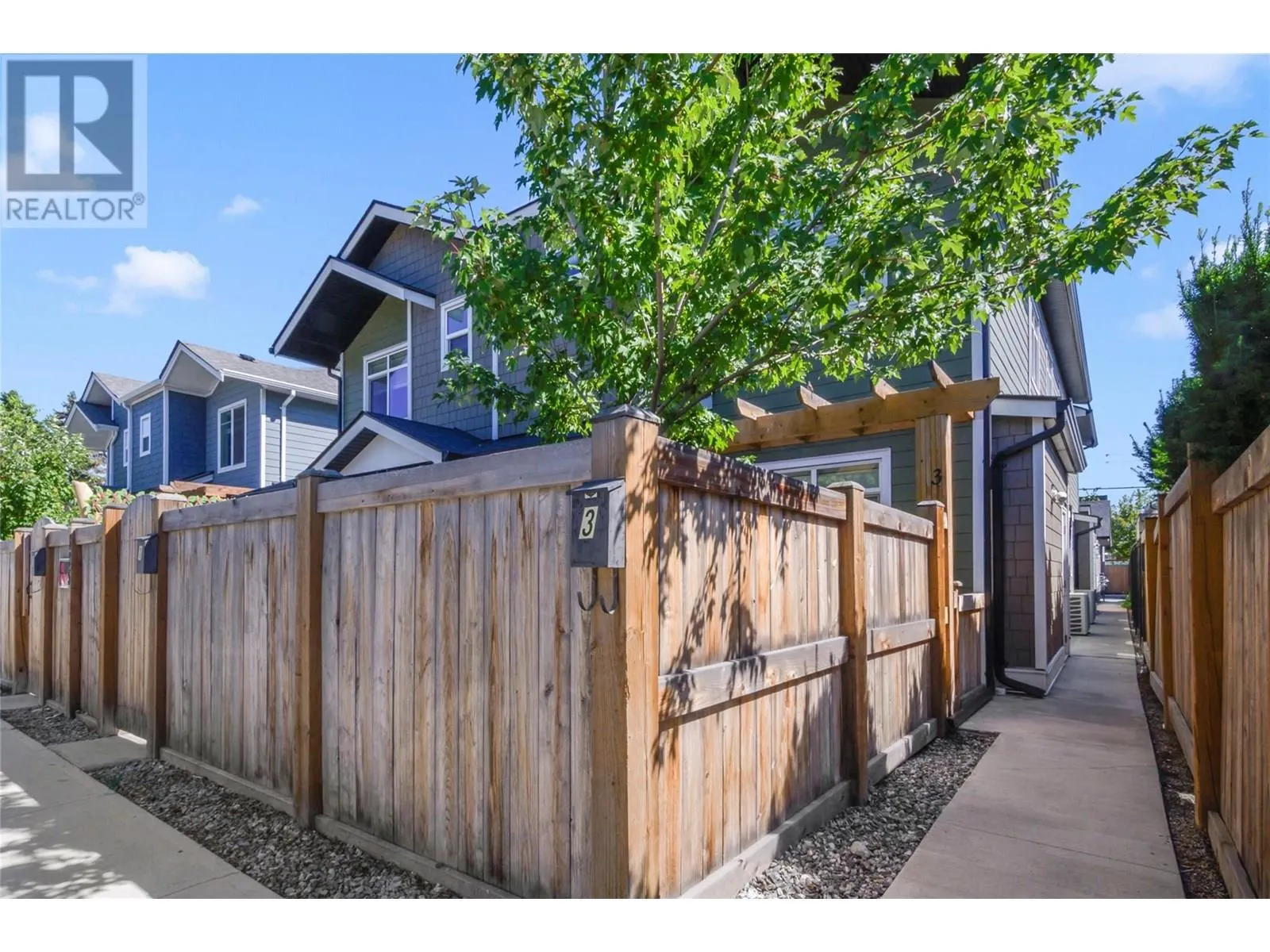 825 Cadder Avenue Unit# 3