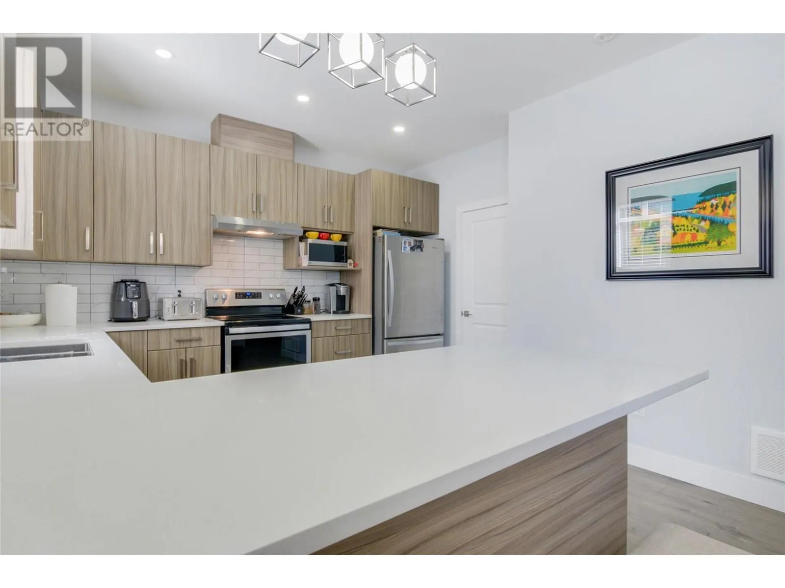 825 Cadder Avenue Unit# 3