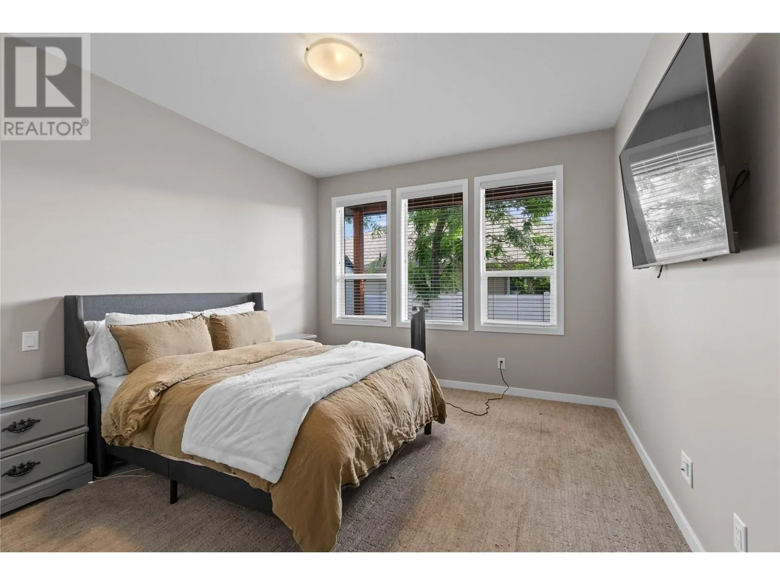 151 Beatty Avenue NW Unit# 6